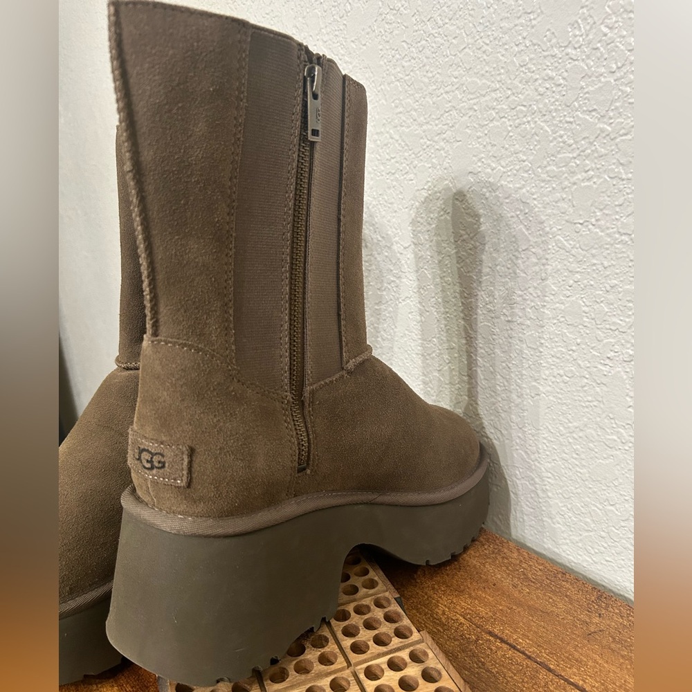 UGG Women's Classic Twin Seam New Heights Boots | Cool Hickory